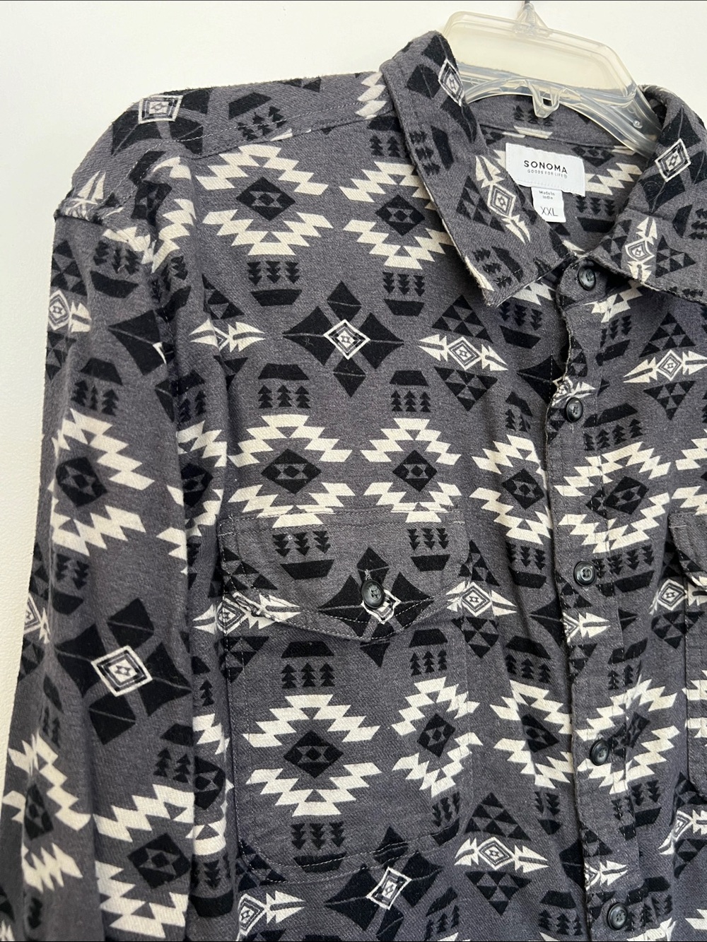 Sonoma Black and Gray Aztec Print Button-Down Shirt Flannel XXL 2XL Men